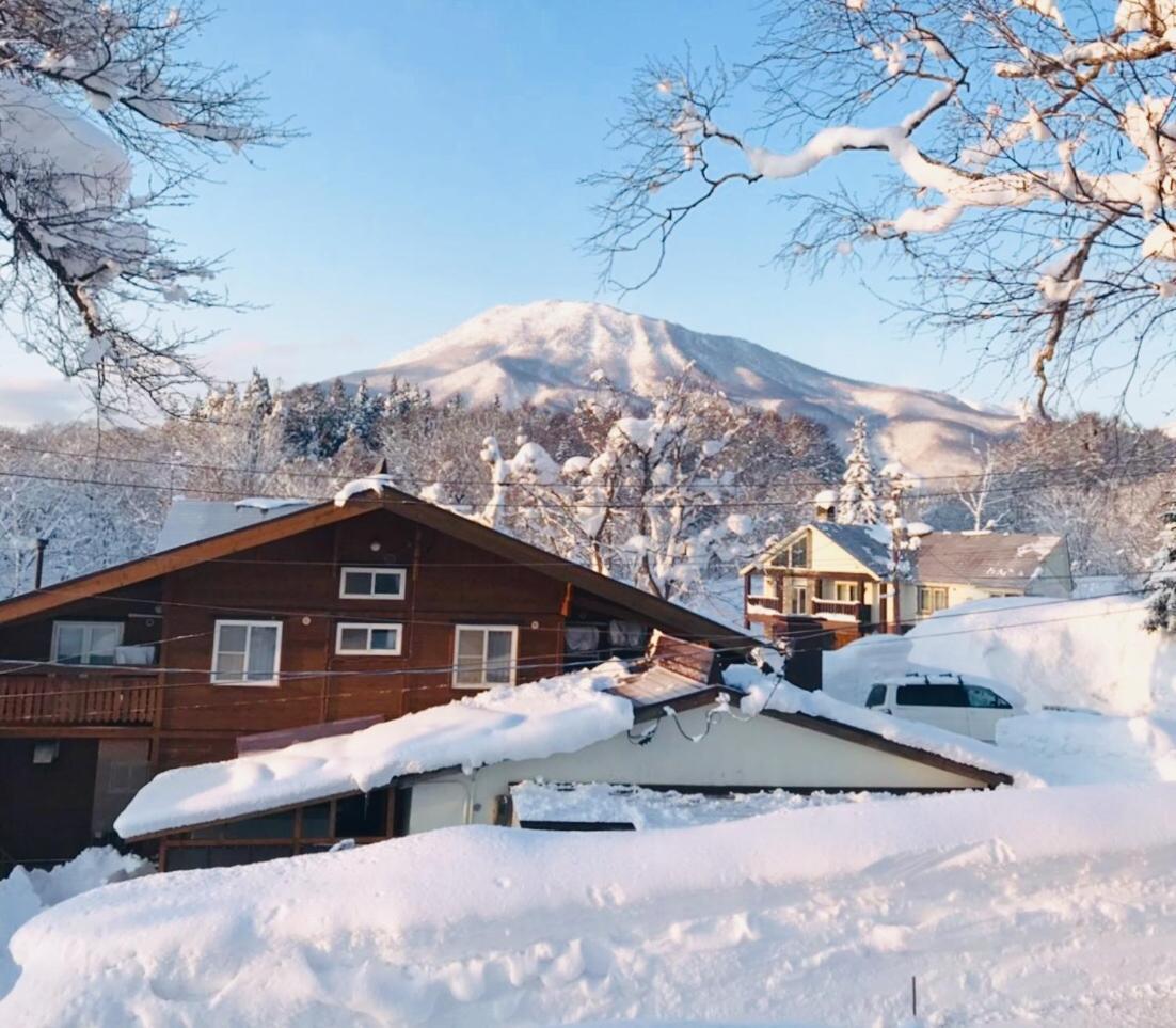 Bed and Breakfast Yado Brodiaea à Myōkō Extérieur photo